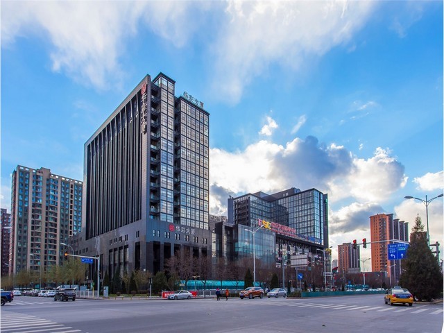 小型自动圆瓶贴标机定制